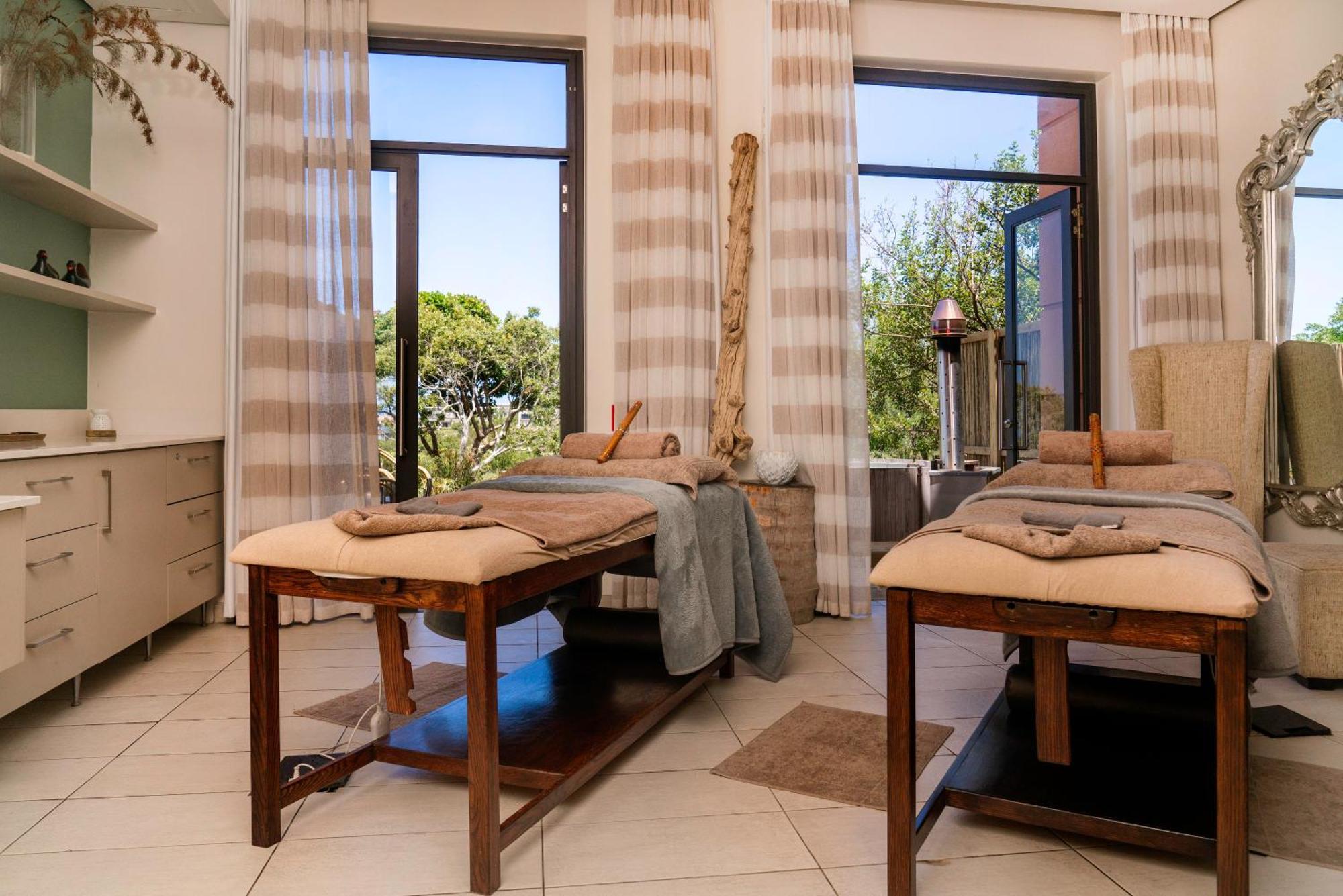 Pezula Nature Retreat كنيسنا المظهر الخارجي الصورة Spa treatment room